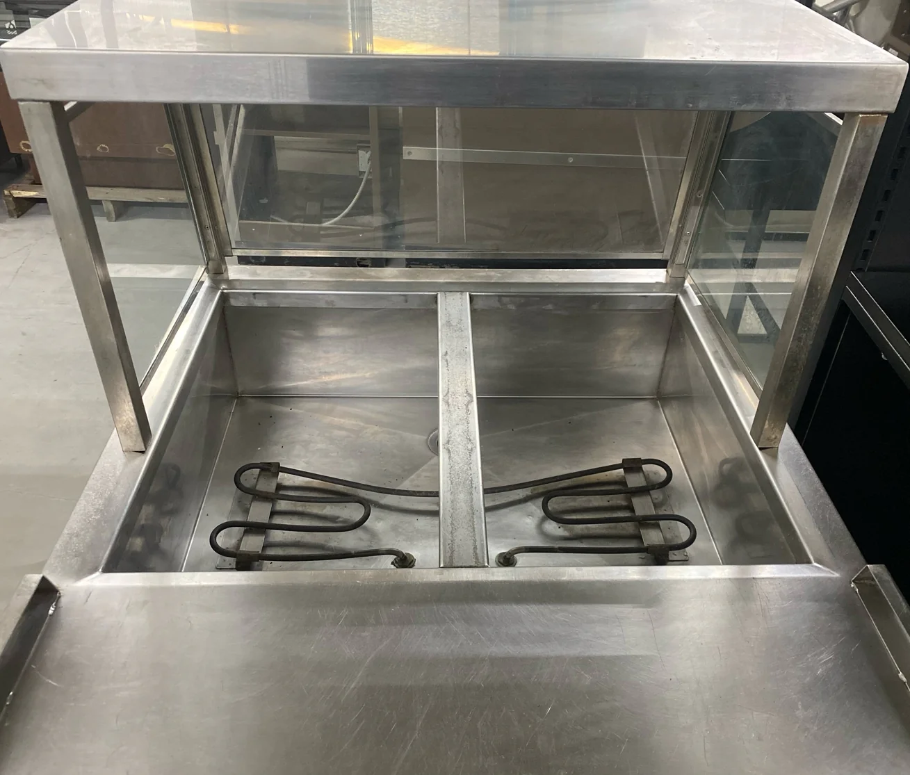 2 Comp Steam Table Used FOR02015 - Image 4