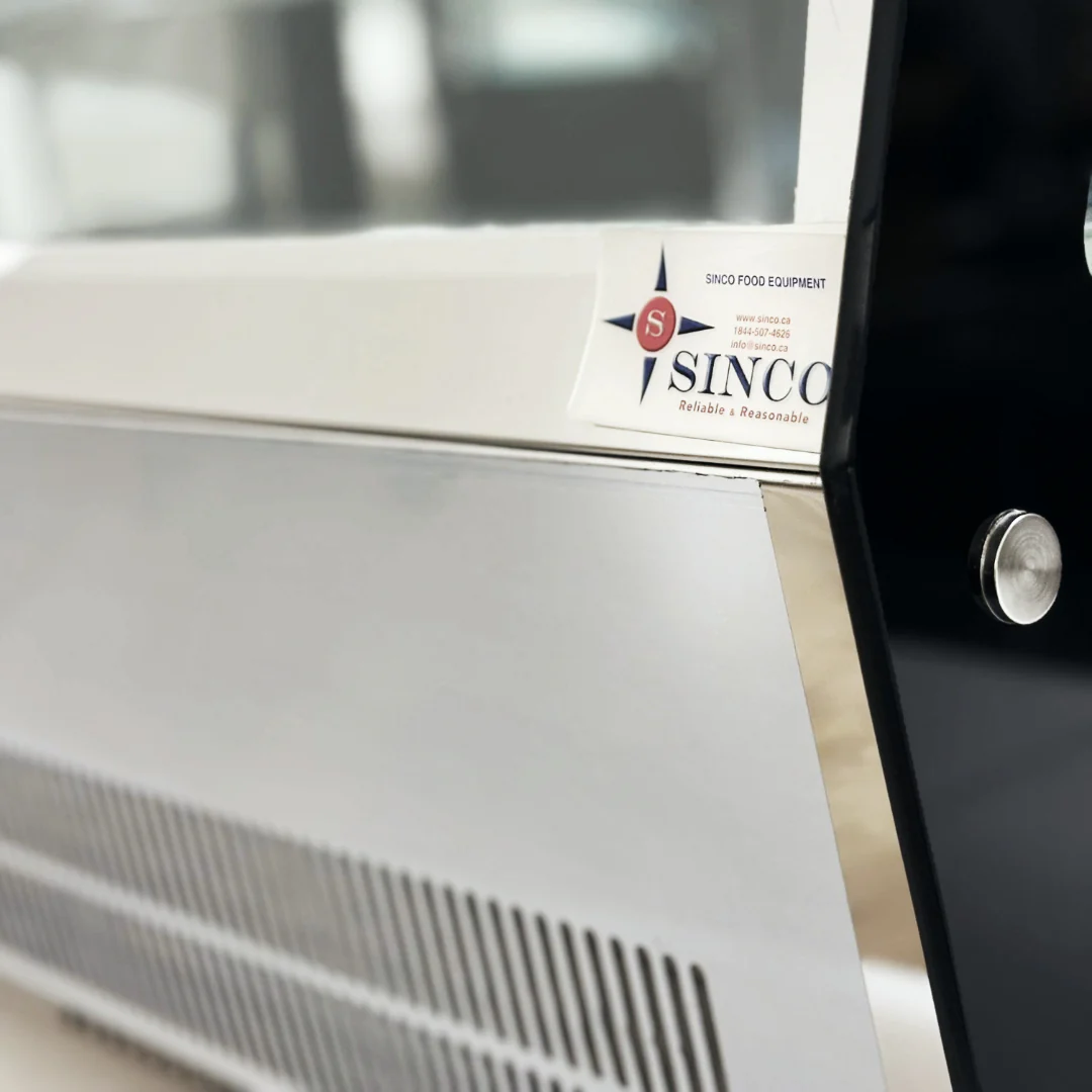 48'' CHEF Countertop Display Warmer Case LISA-120CW - Image 8
