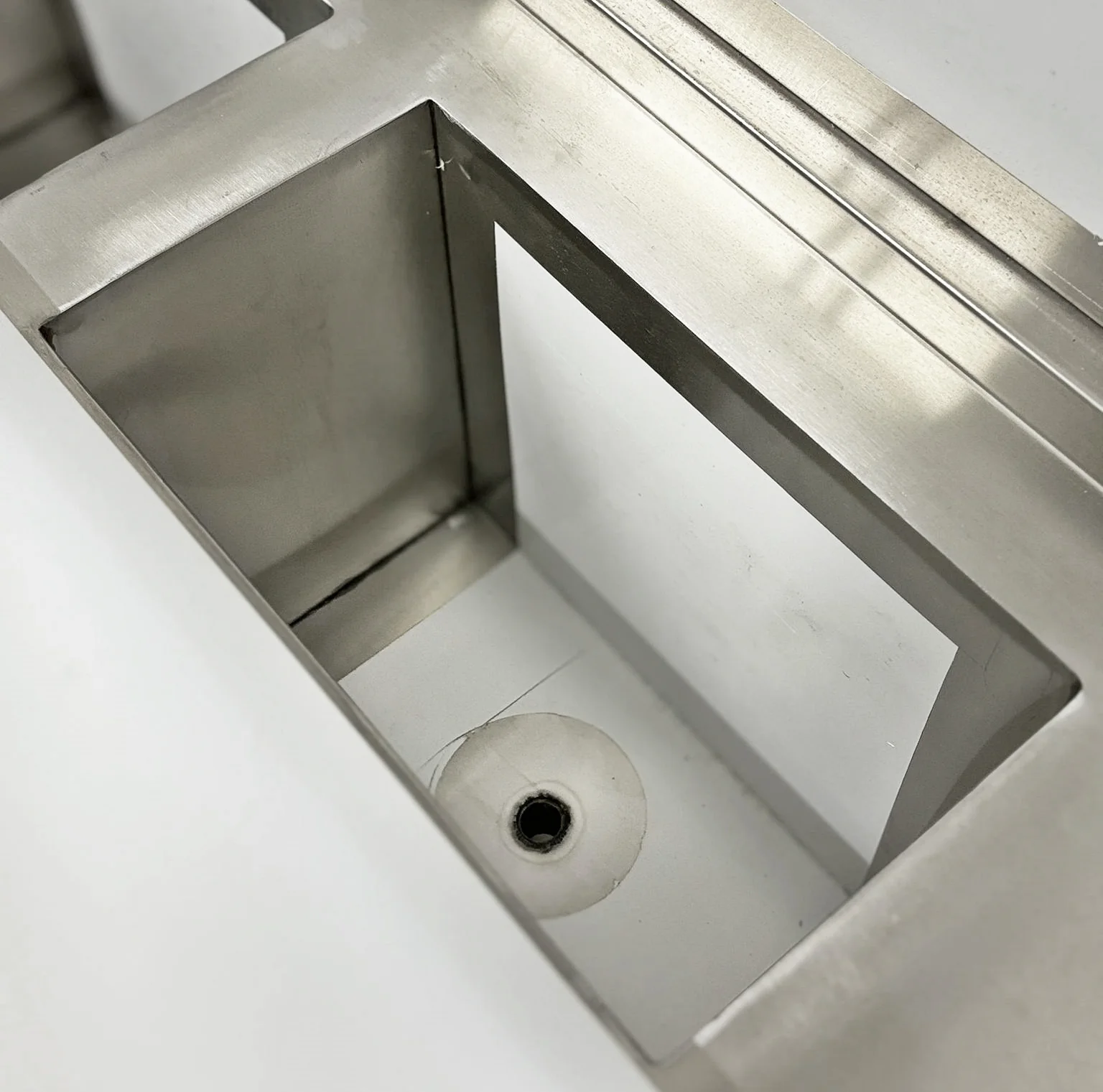 48'' - 72'' Fish Cleaning Station F Series - Image 3