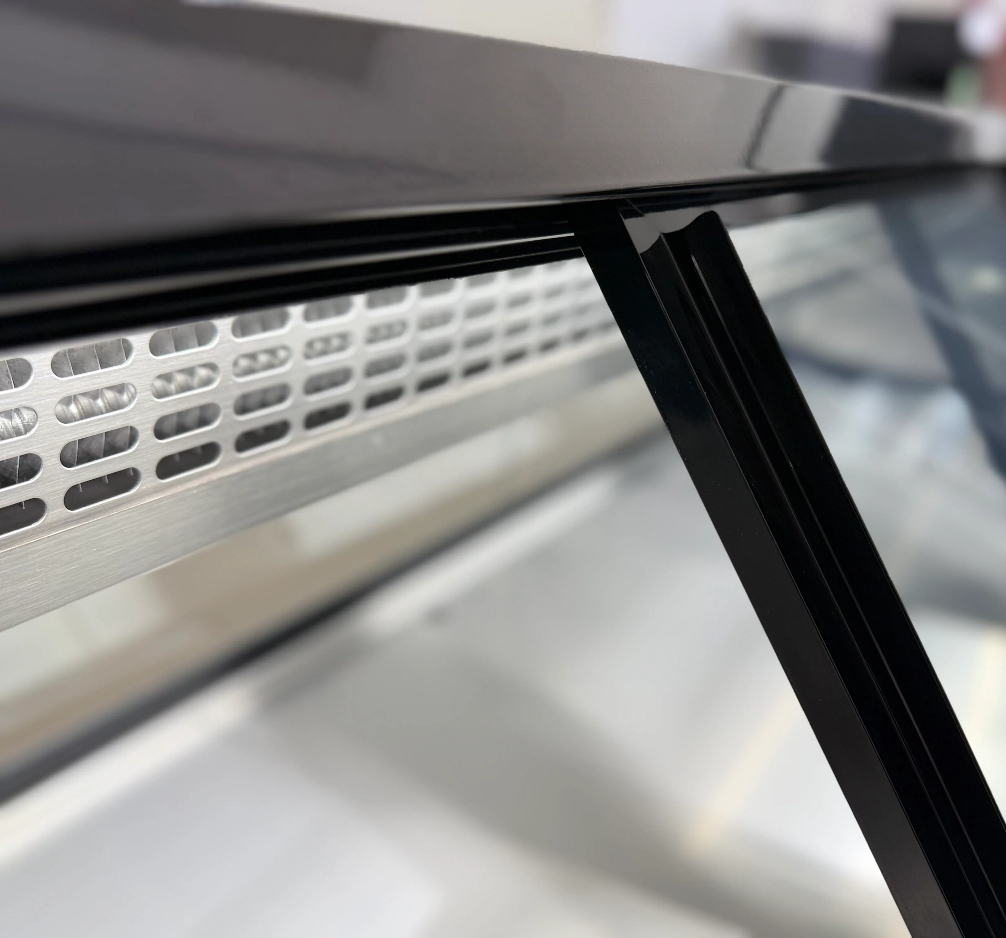 77'' Alaska-Line Gravity Cooling Meat/Deli Display Cooler Remote or Self-Contain Options HIT-44 - Image 8
