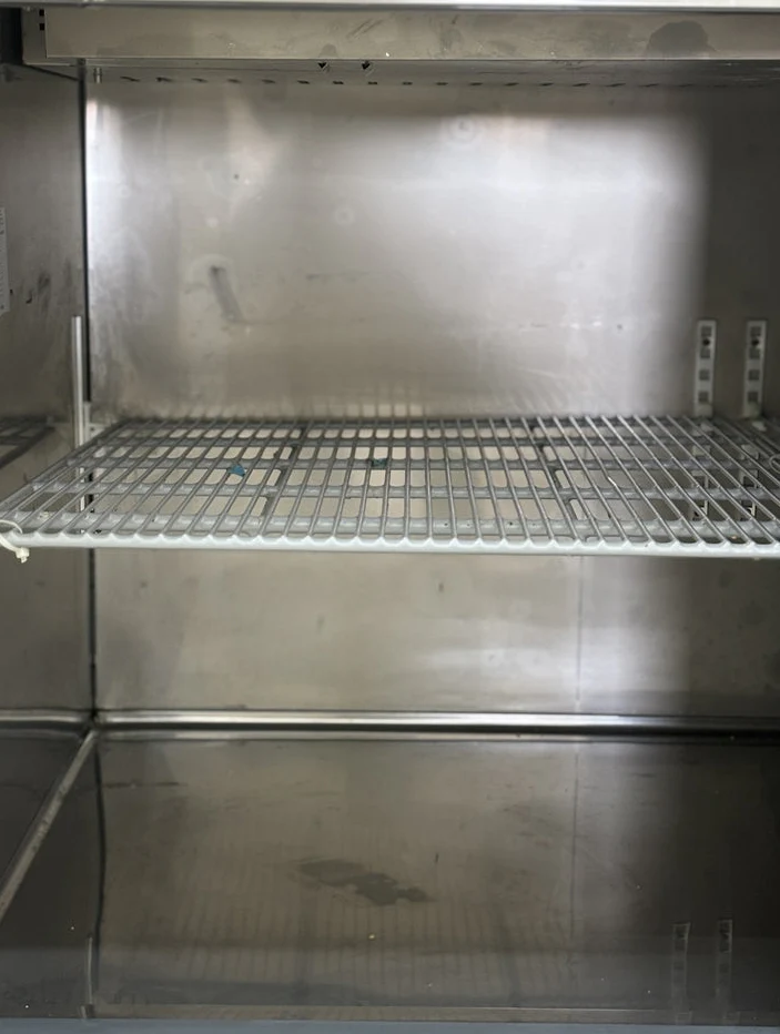 92" CHEF Three Solid Door Pizza Prep Table Used FOR02315 - Image 4