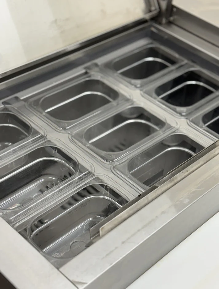 92" CHEF Three Solid Door Pizza Prep Table Used FOR02315 - Image 5