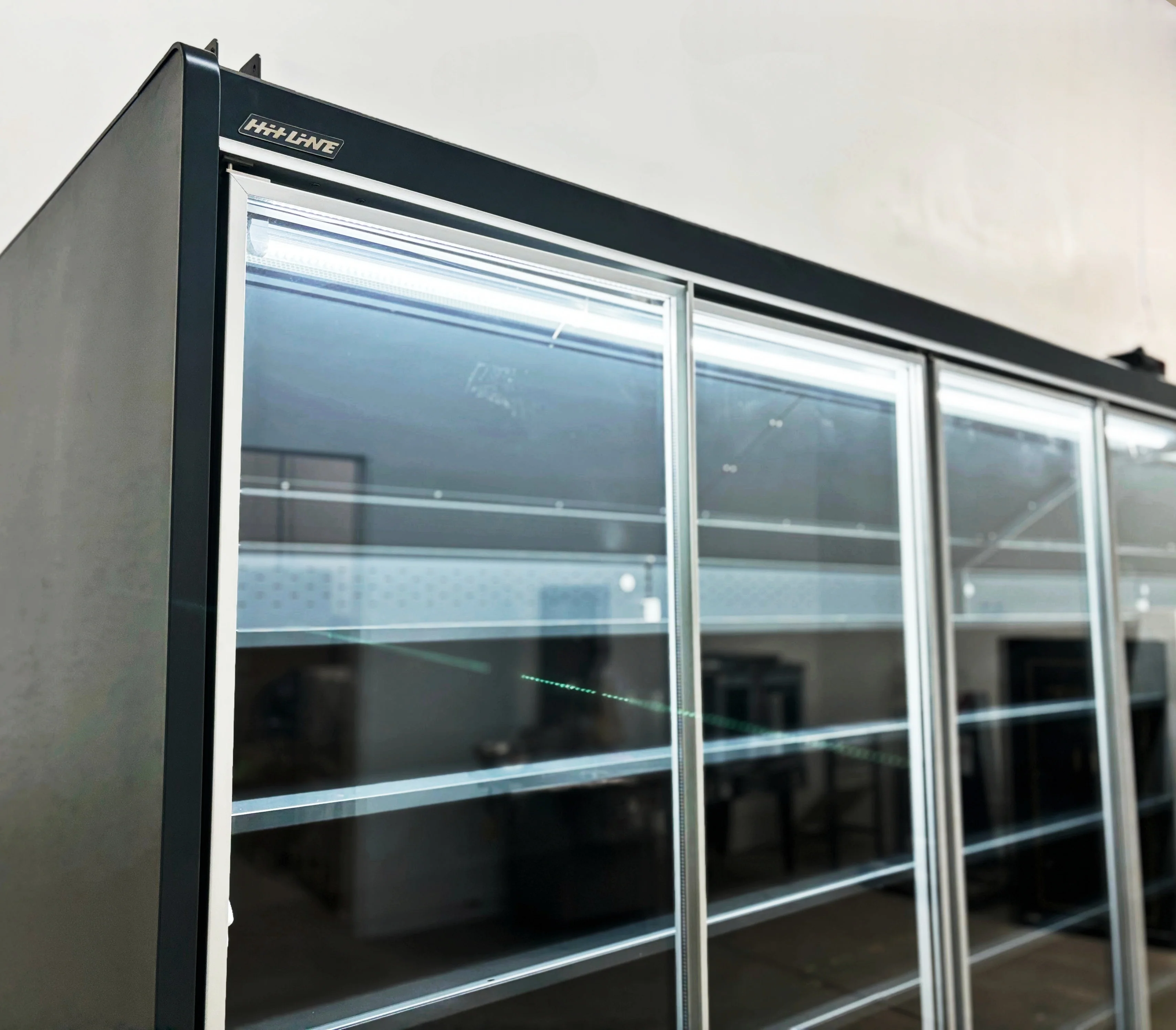 99'' Alaska-Line 4 Swing Glass Door Cooler HIT-500 - Image 4
