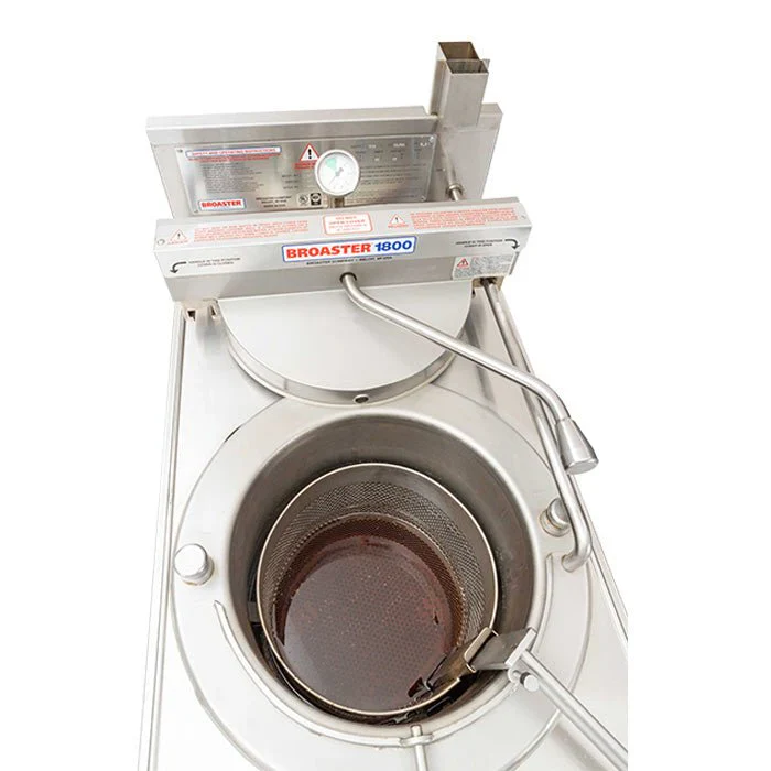 Broaster 42 Lb. Natural Gas Pressure Fryer - 65,000 BTU 1800GH - Image 3