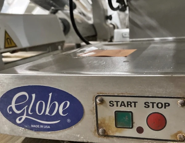 Globe 13″ Premium Manual Gravity Feed Heavy Duty Meat Slicer Used FOR01759 - Image 6