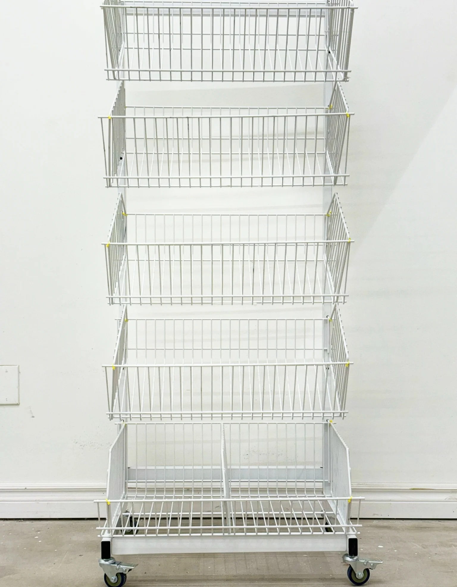 Movable Wire Display Rack HBR-3103 - Image 3