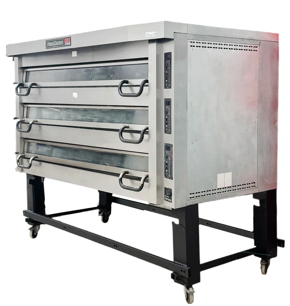 PizzaMaster 90" Electric Three Deck 24 x 10" Pizza Capacity Used FOR02412 - Image 3