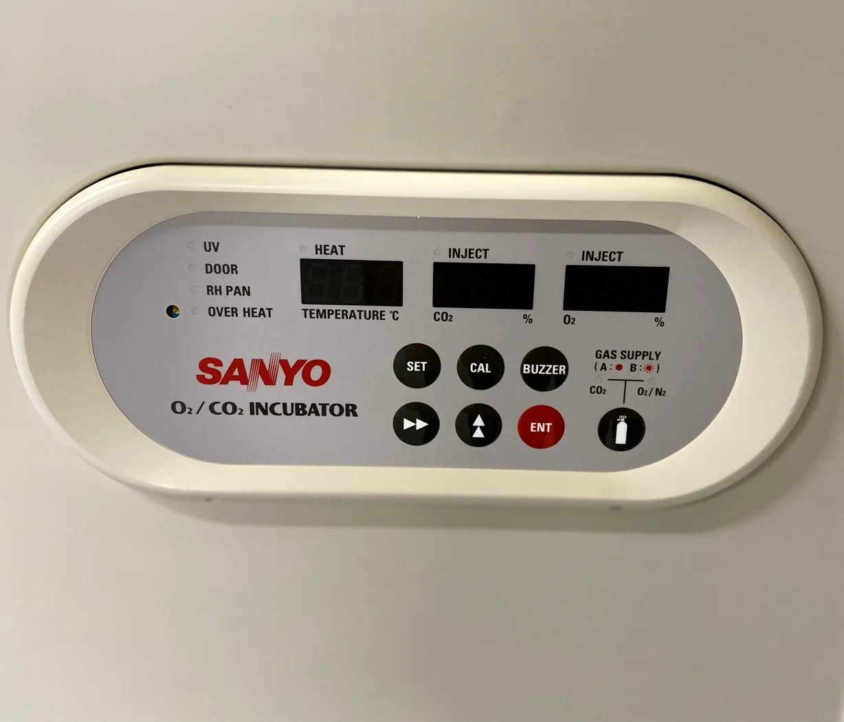 Sanyo Biomedical Heated Incubator MCO-18M - Image 10