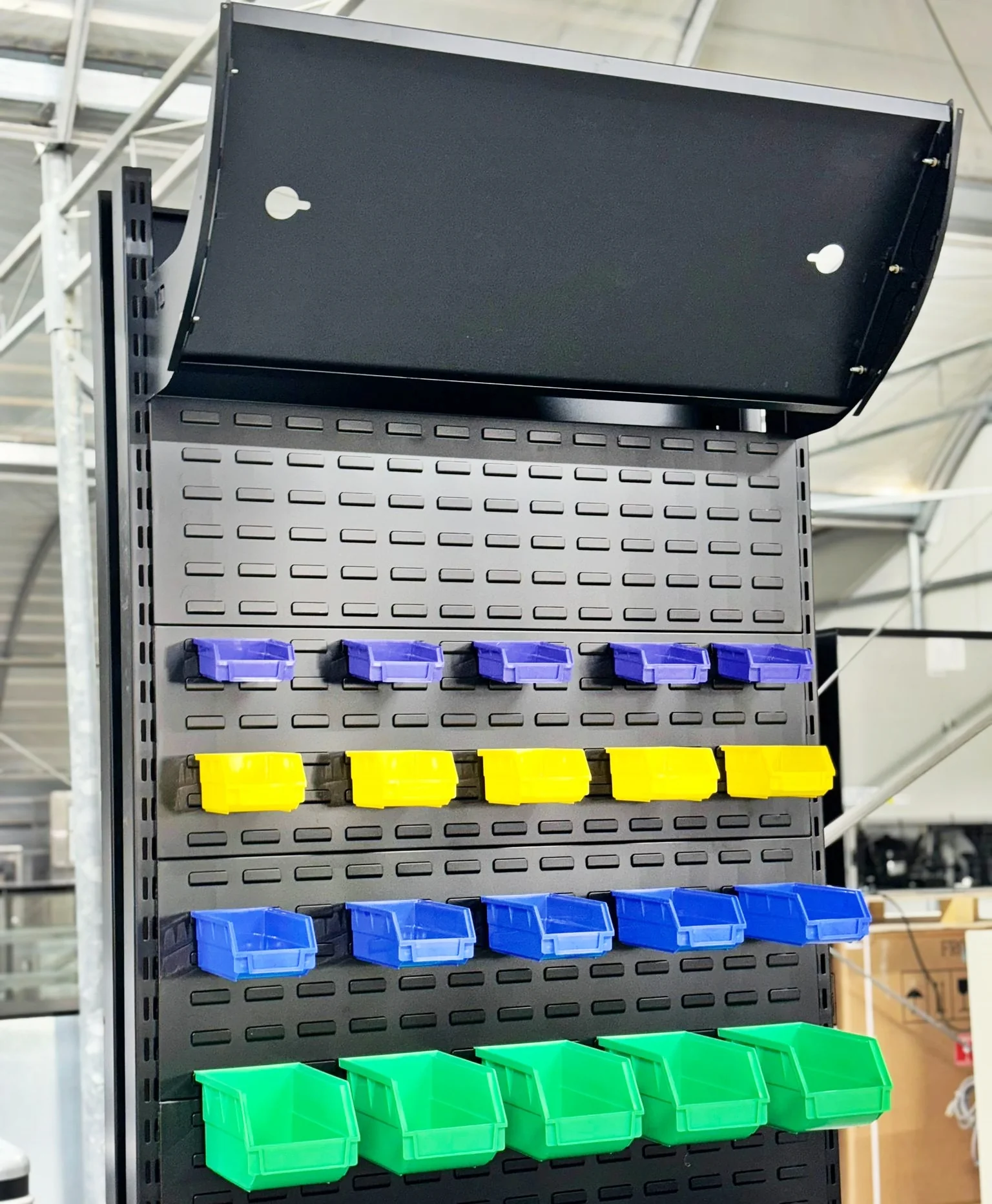 Bolts and Nutz Tool Shelving with Top Light Box, YD-S017A - Image 3