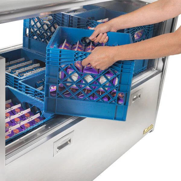 Traulsen 34" Single Sided School Milk Cooler with 4" Casters RMC34S4 - Image 8