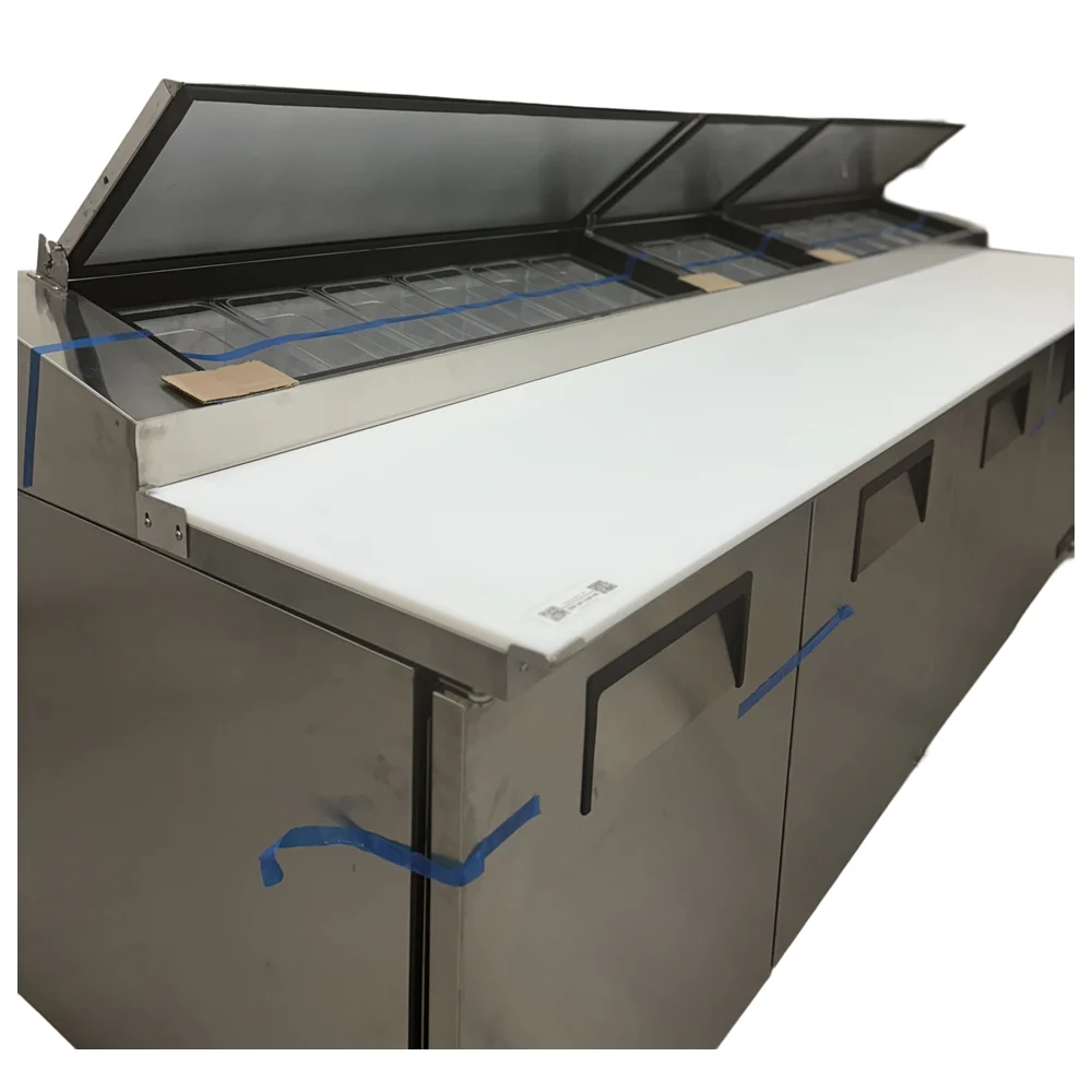 True 119" Refrigerated Pizza Prep Table 4 Door TPP-AT-119-HC - Image 5