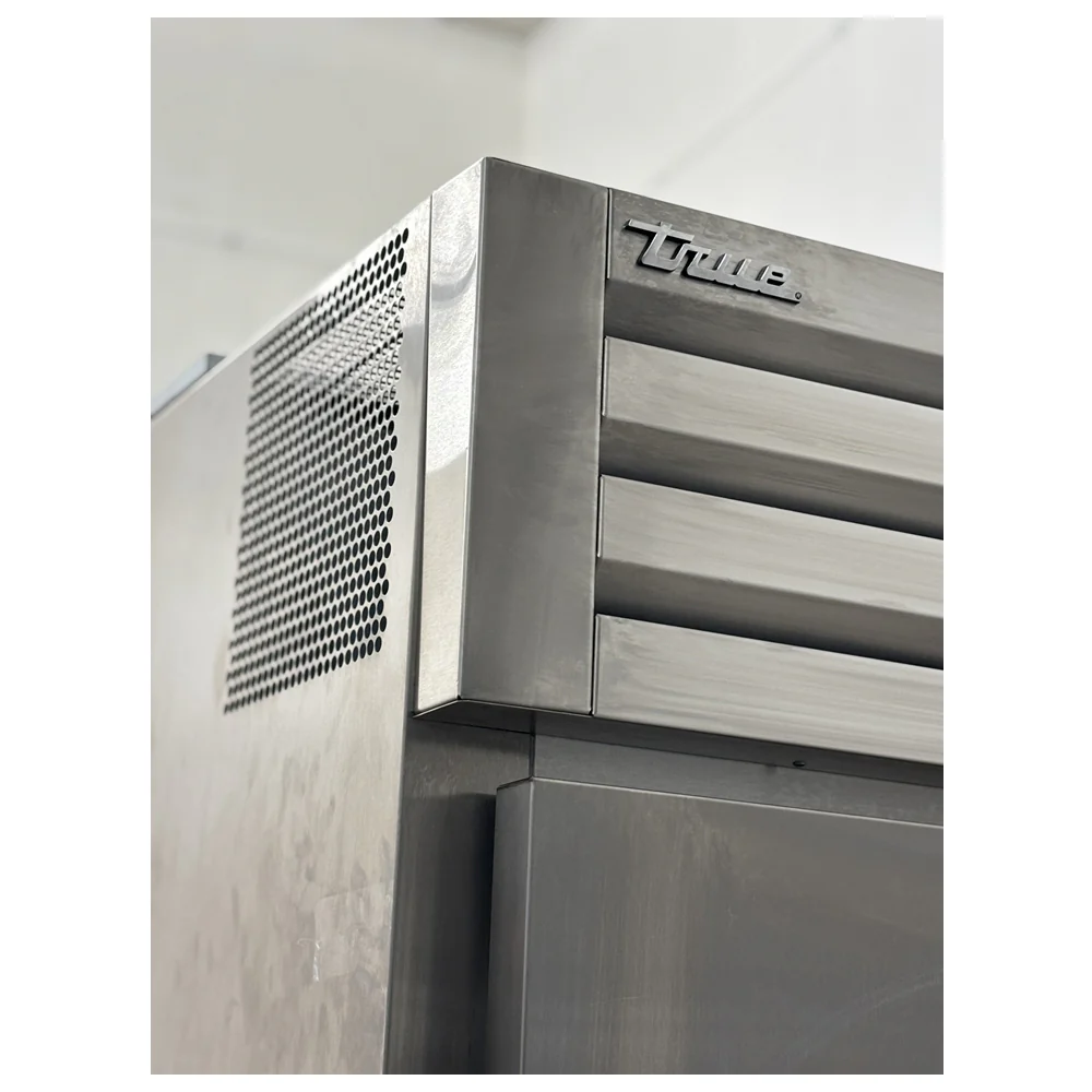 True Roll-In Solid Swing Door Freezer Used FOR02324 - Image 4